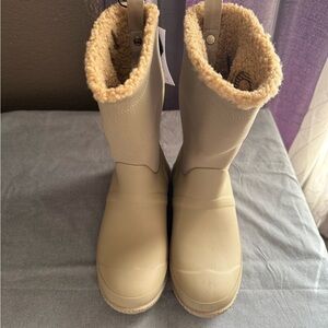 New Hunter Women in/out boots hunter logo stitch insole boots.